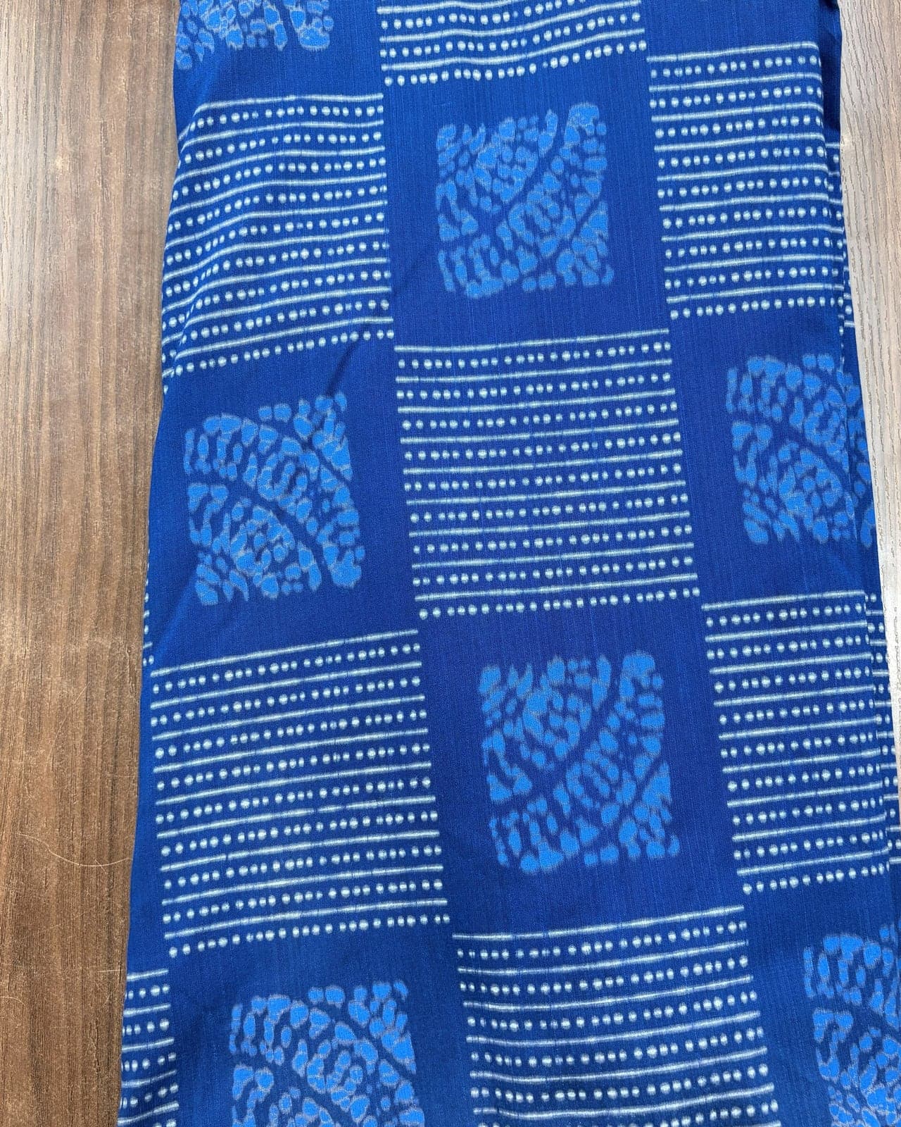 Blue bandhani print georgette